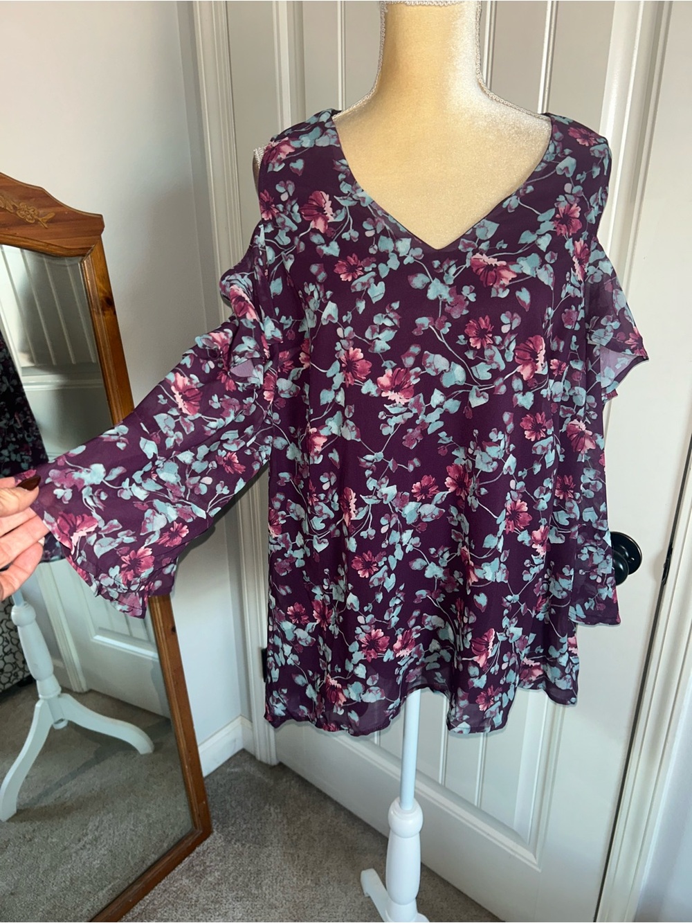 NEW Roaman's Plum Floral Cold-Shoulder Tunic Sz 16W